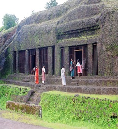 arvalem caves in goa know here about this place4