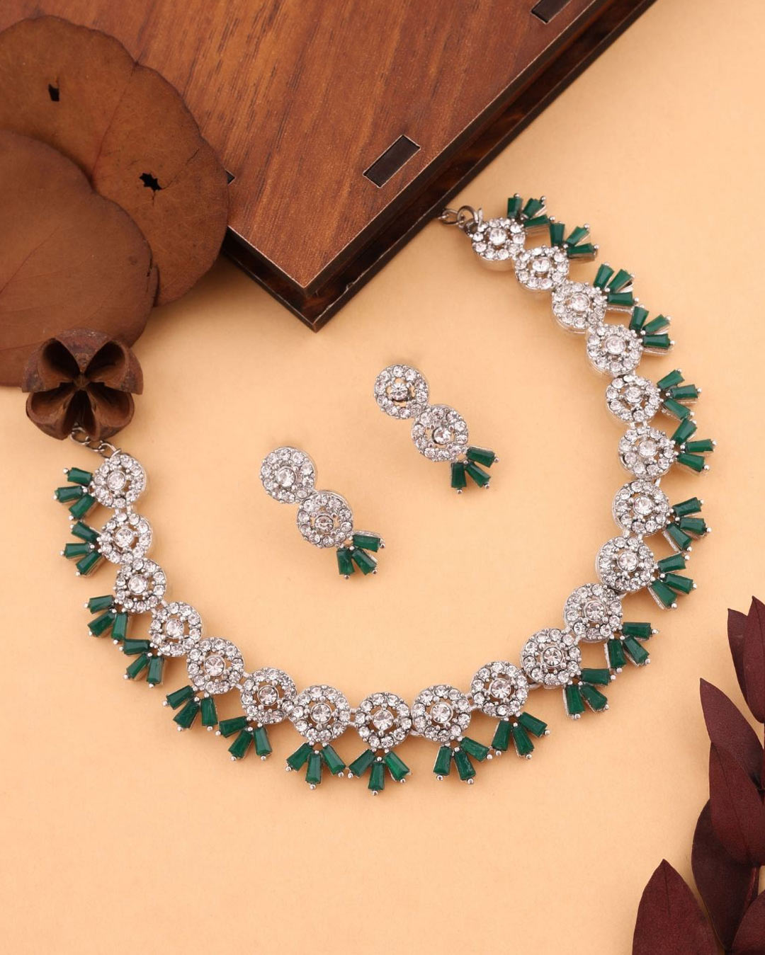 green stone work jewellery (2)