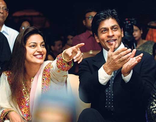 srk and juhi chawla interesting kisse