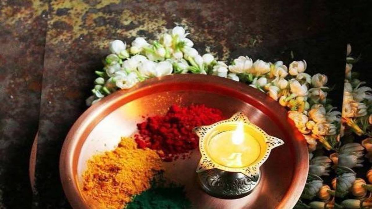 diye mein gulal dalkar jalane ke niyam