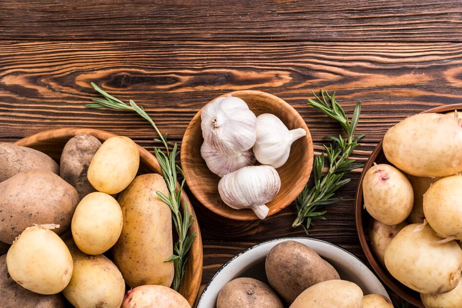 prevent potatoes from sprouting