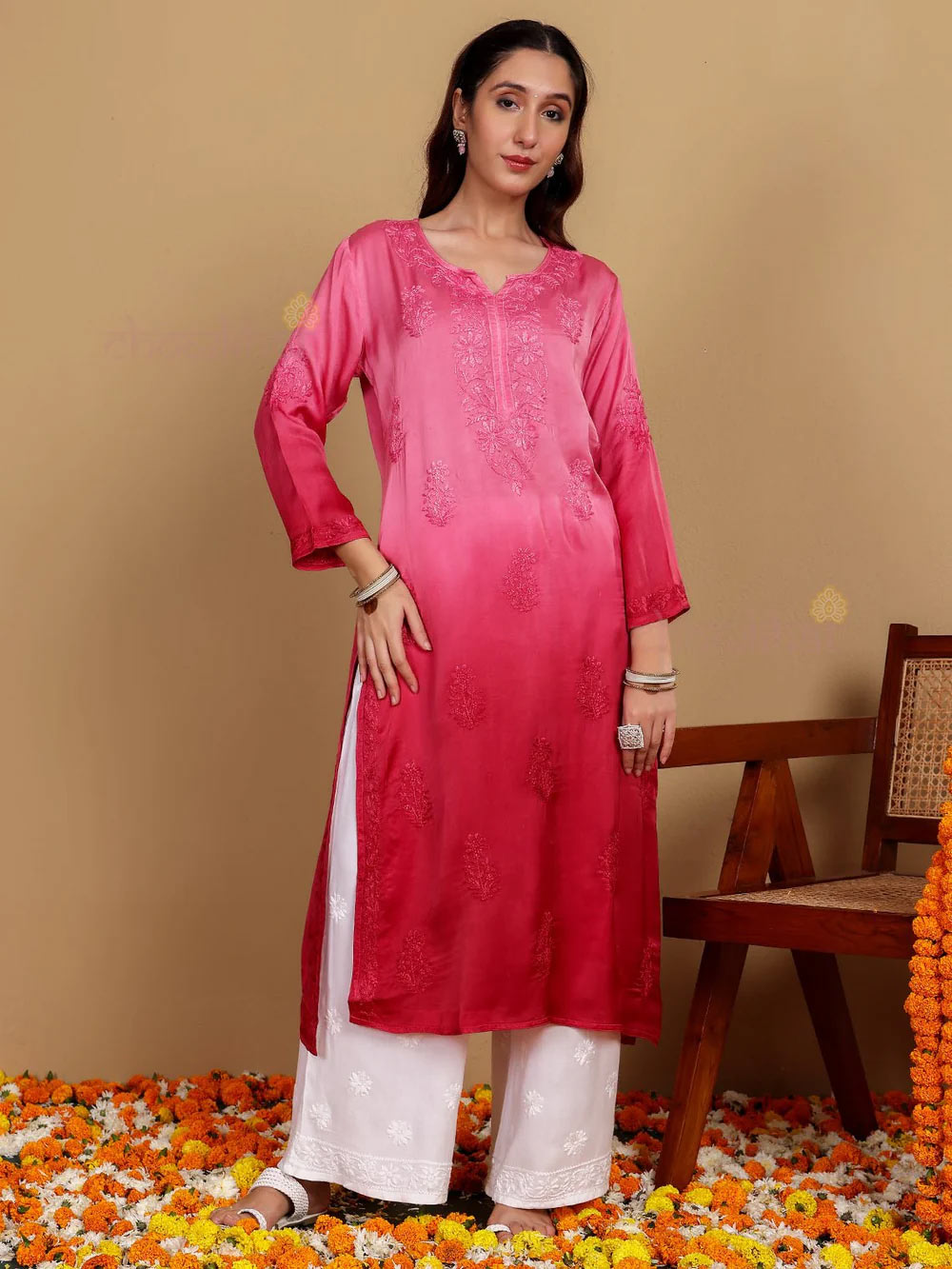 chikankari long kurti (3)