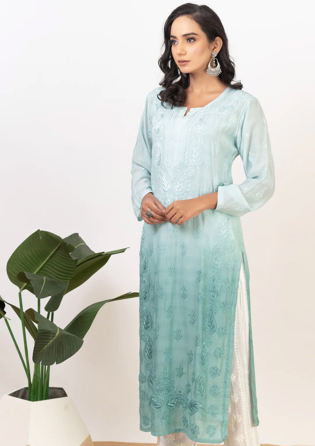 chikankari long kurti