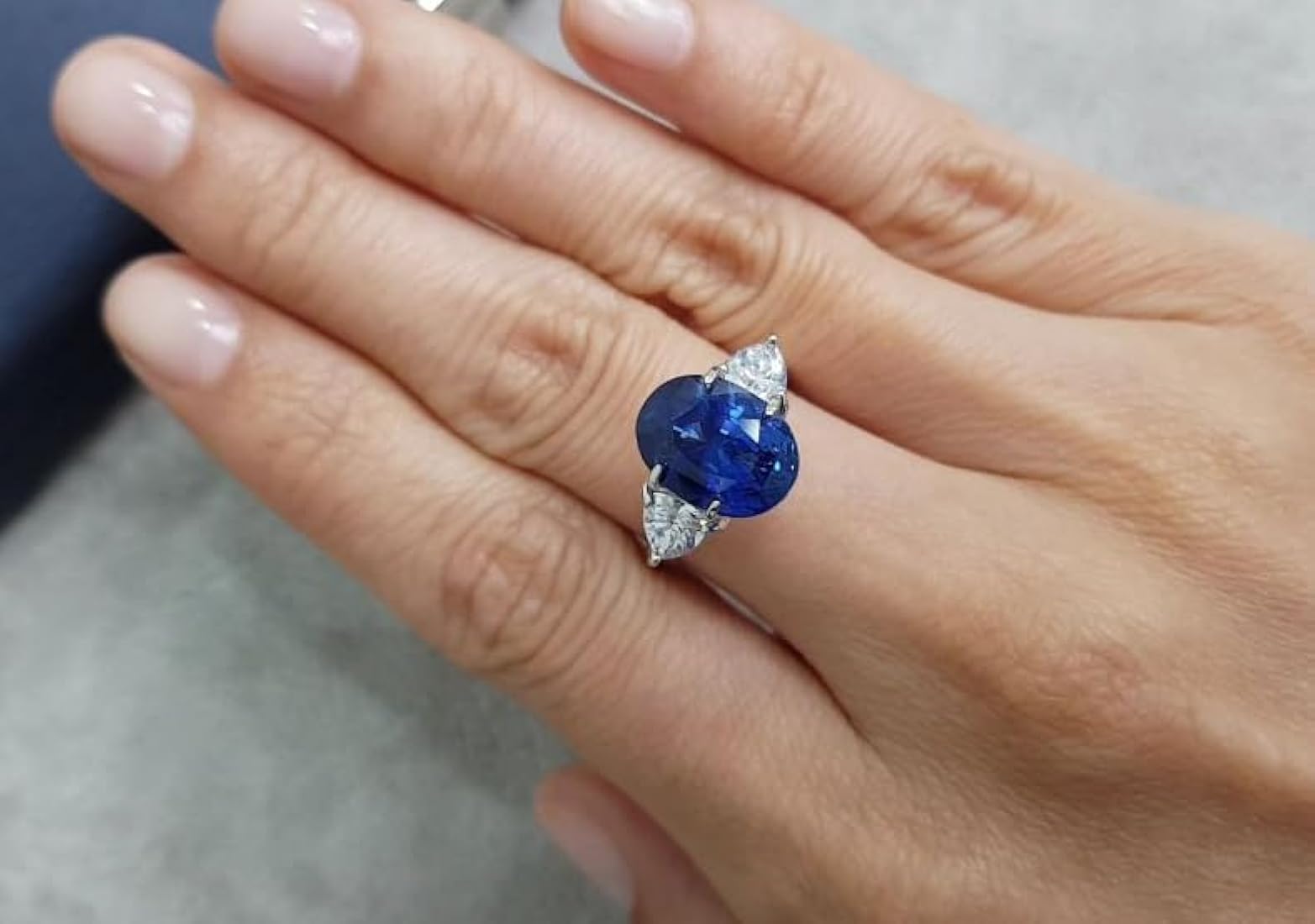 neelam-stone-1734088481327