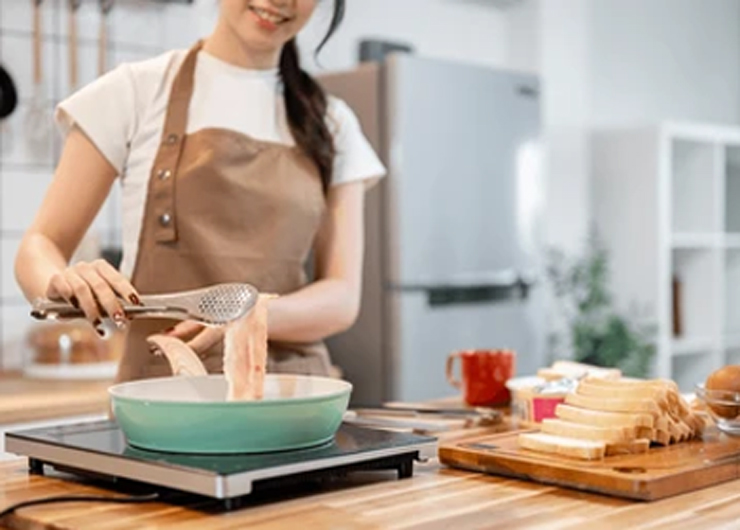 tong is essential tool for kitchen