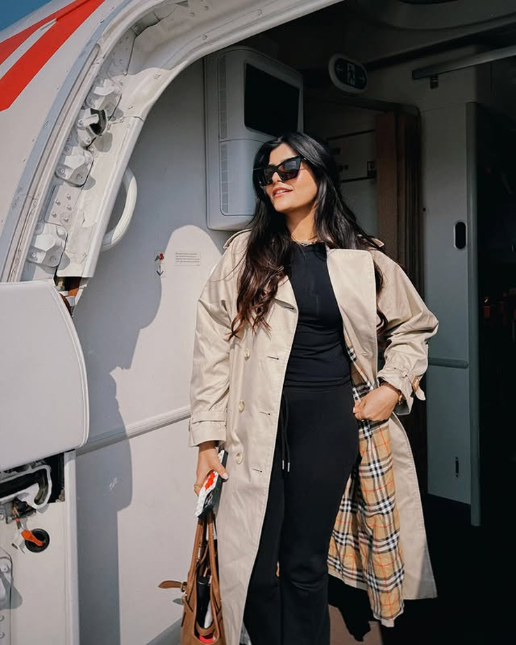 kratika khurana looks (4)