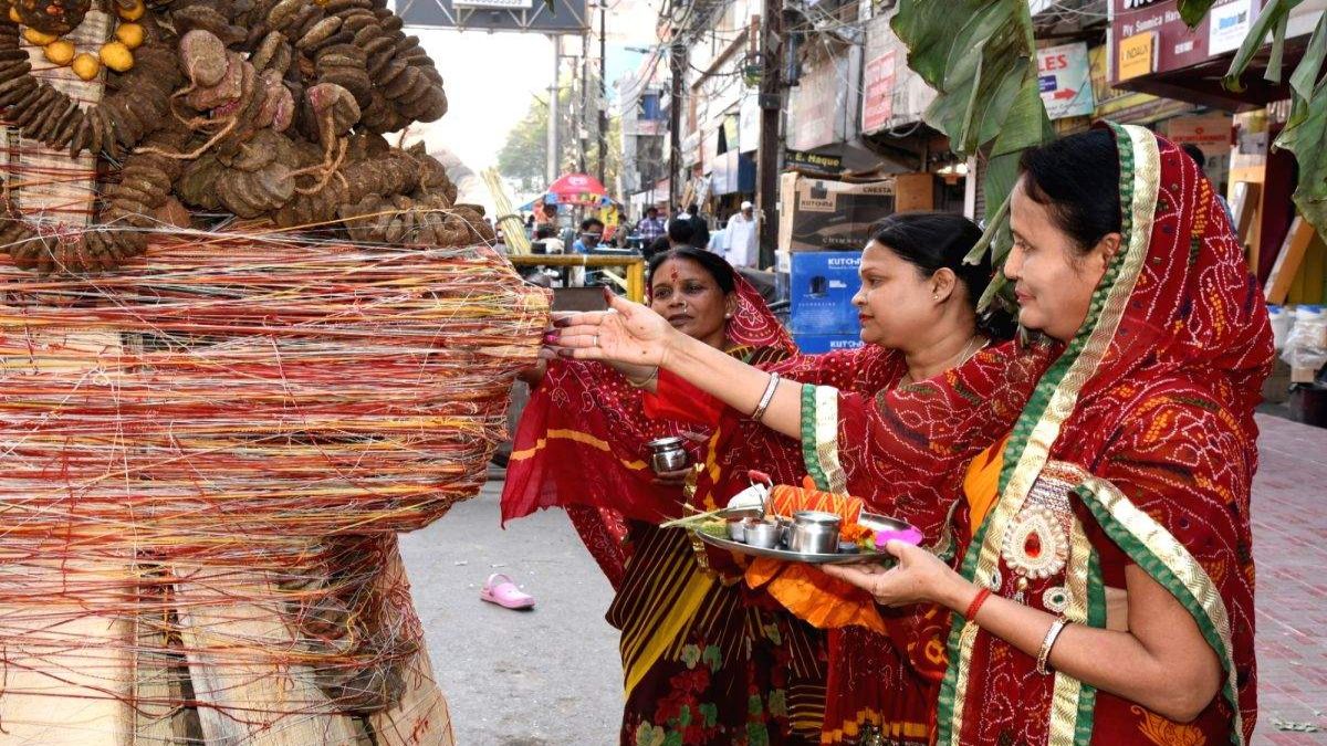 is it good if mother and daughter in law see holika dahan together