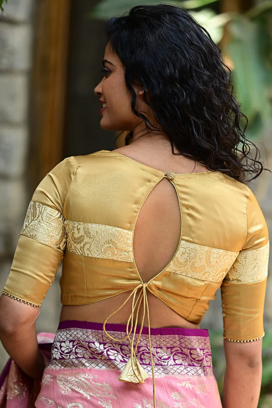 golden blouse designs (3)