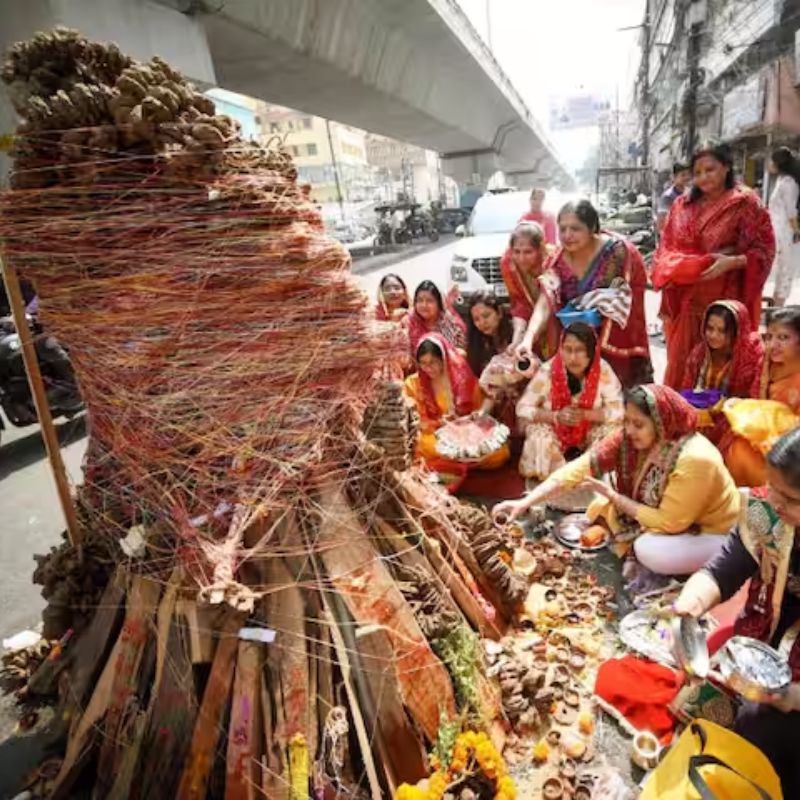 holika dahan puja niyam 2025