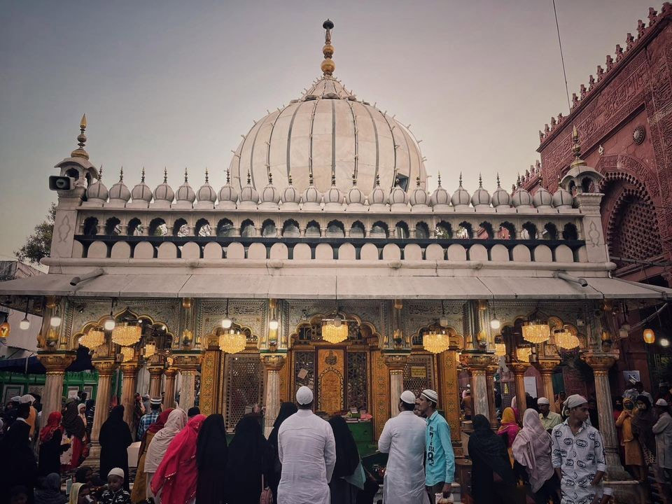 Hazrat Nizamuddin Dargah