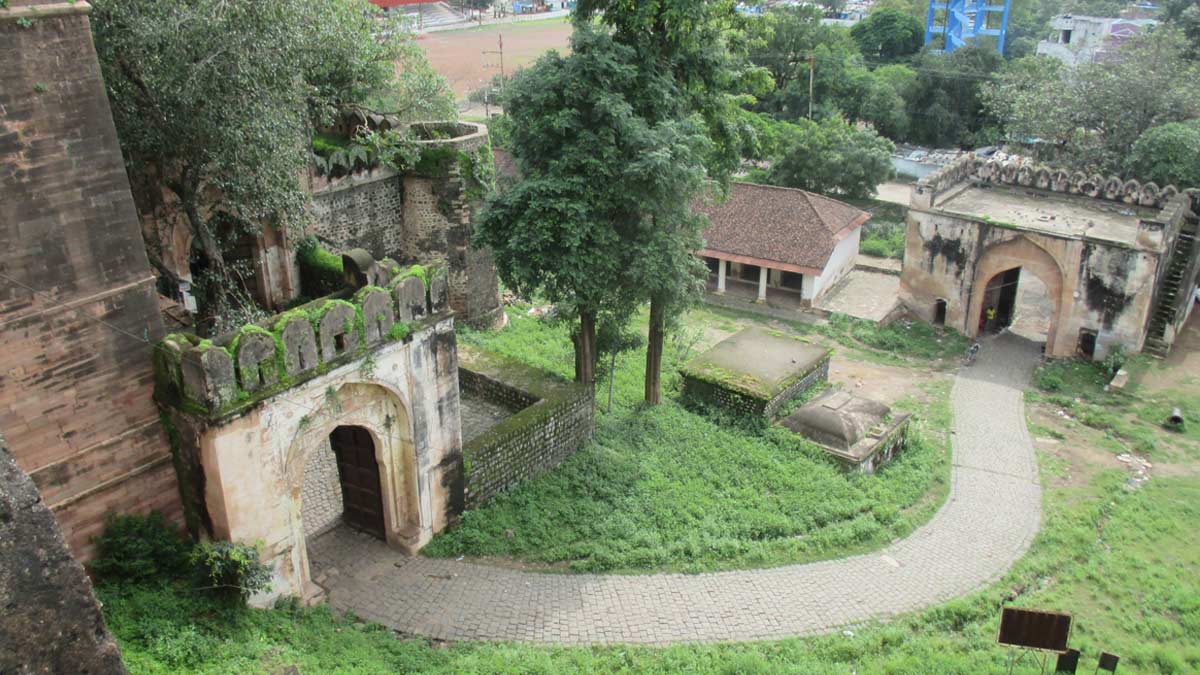 Why Dhar Is So Famous