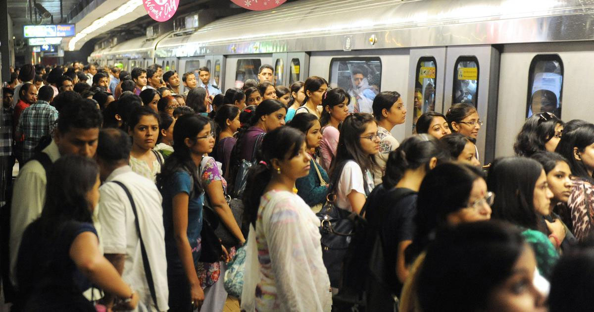 know about delhi metro rules