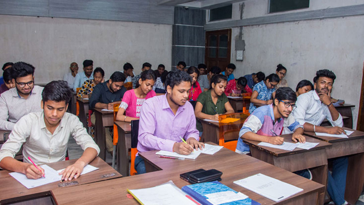 What is the last date for up b ed admission 2025