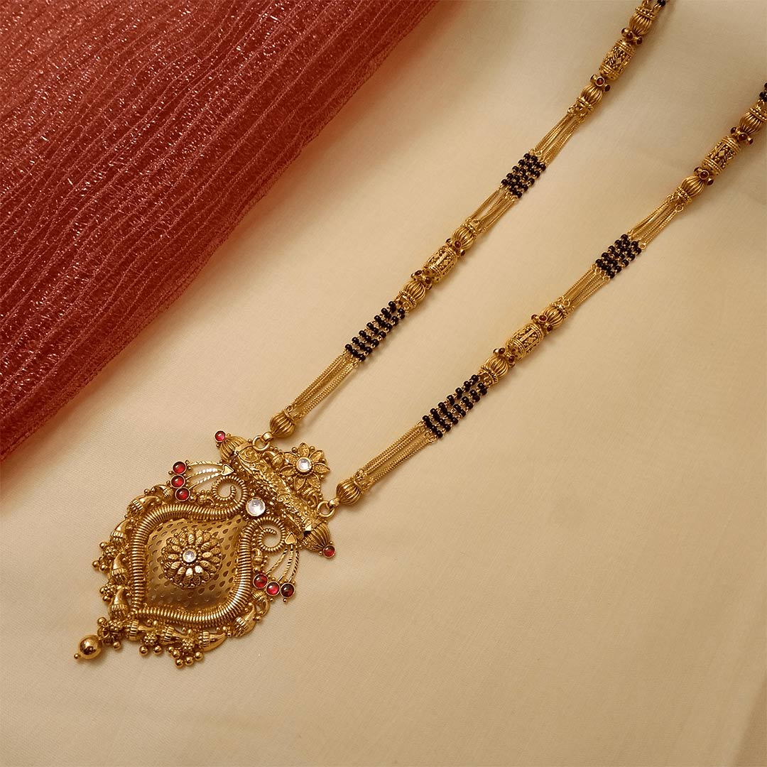 Gold designs mangalsutra