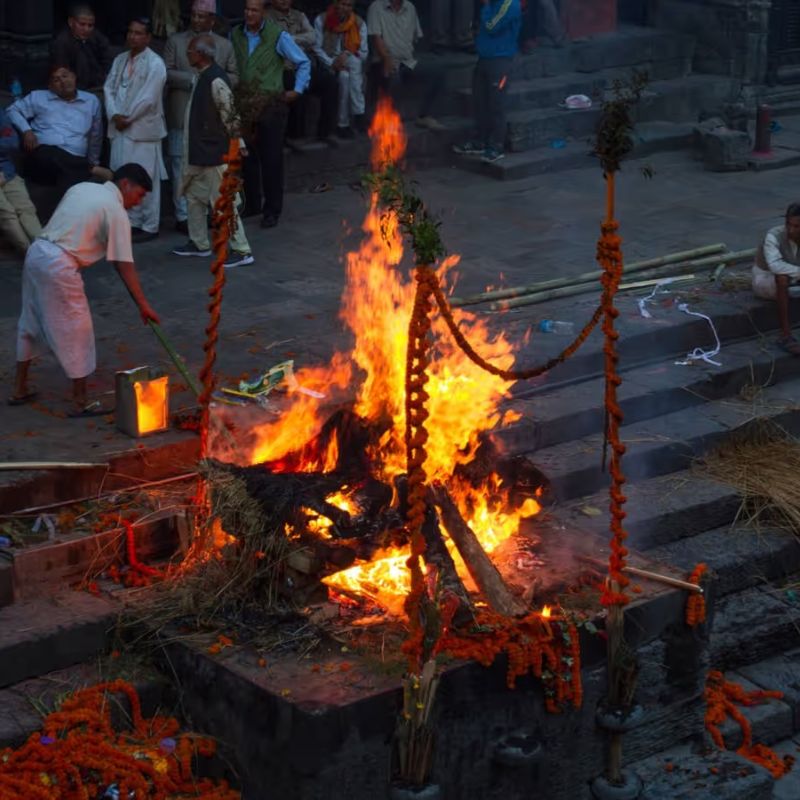 hindu dharm mein kitne saal tak ke bachcho ka antim sanskar karna chahiye