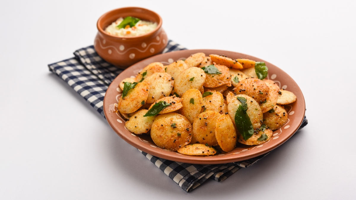 keep-in-mind-while-making-aloo-idli-1728891145331