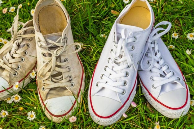 clean white shoes without washing