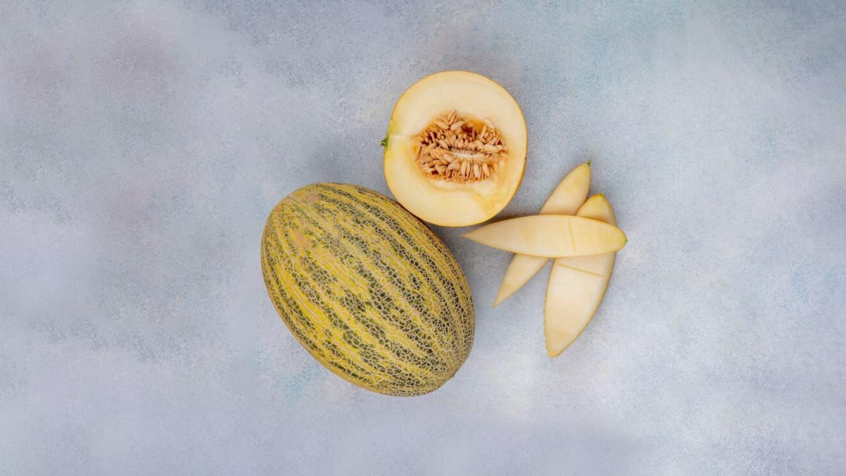 unique ways to use muskmelon peels at home23