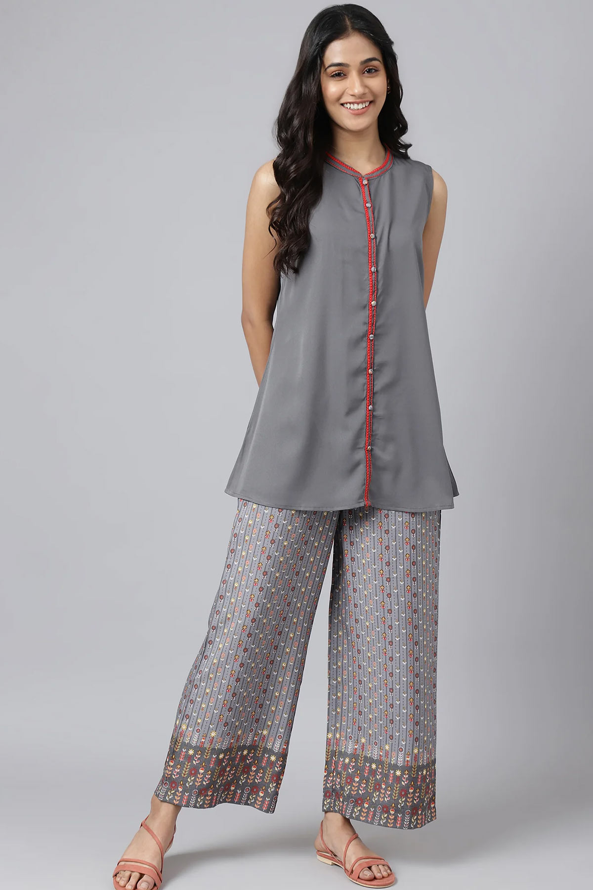 short kurti and palazzo (3)