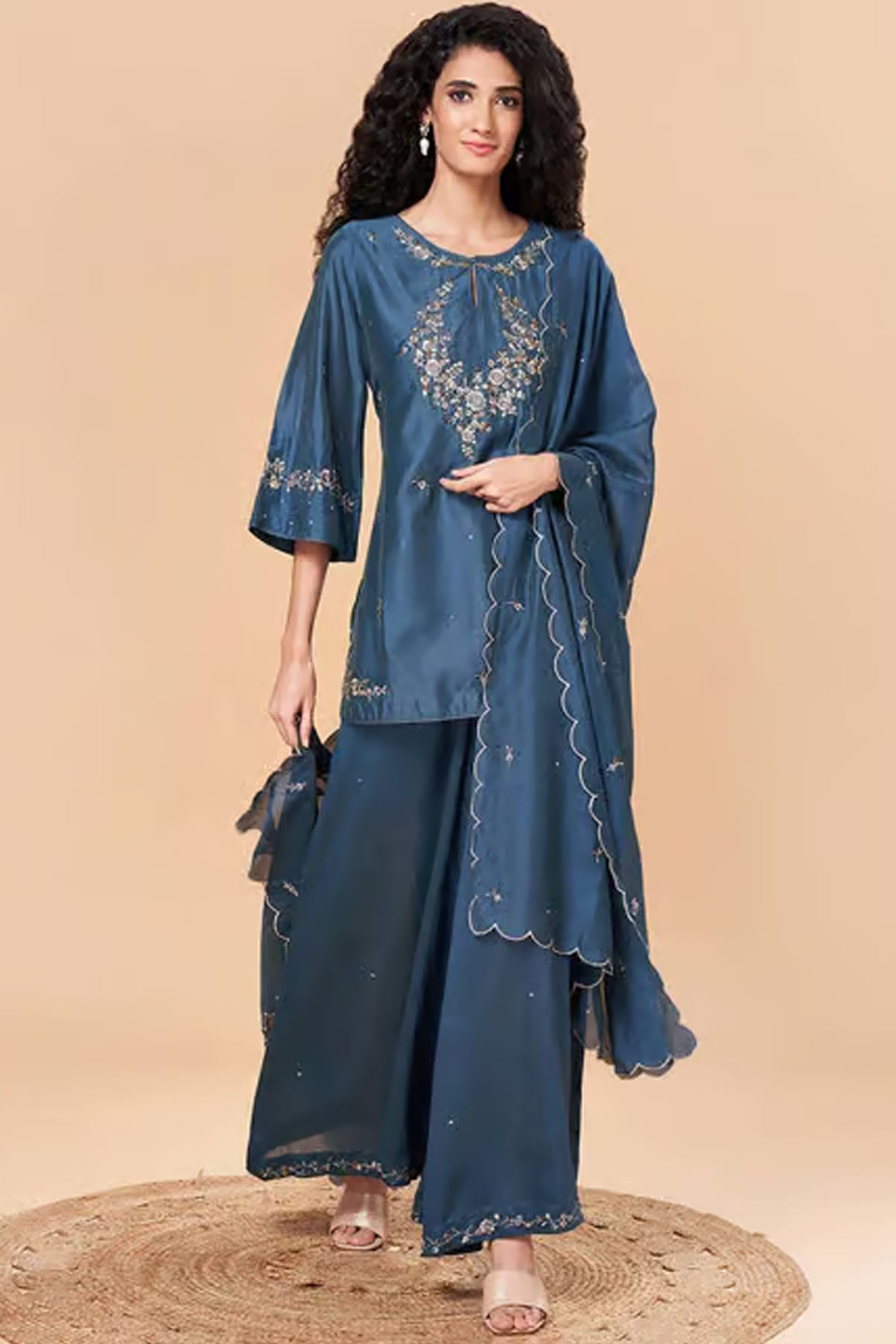 short kurti and palazzo (4)