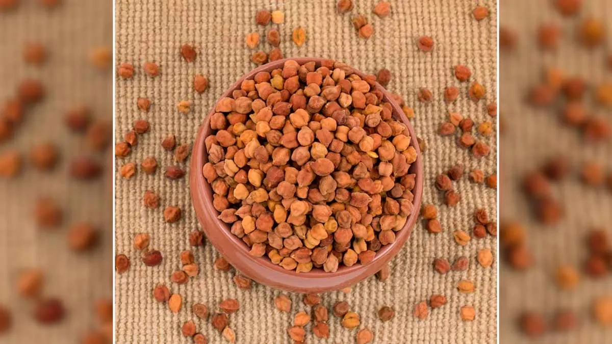 soaked black chickpeas