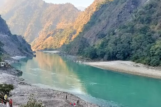 Shivpuri Beach In Rishikesh
