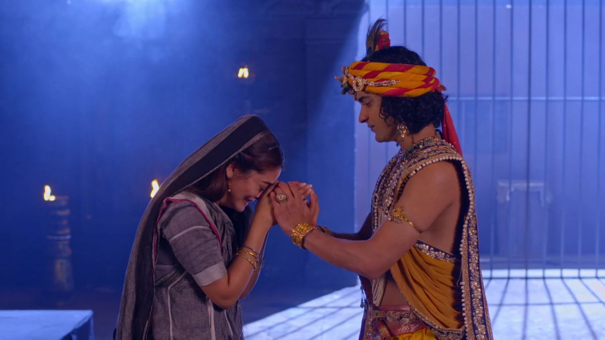 kis karan se mata devaki jail mein rahi thi