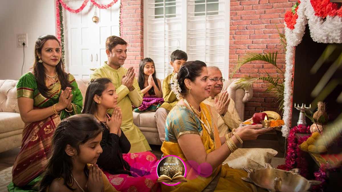 8 ke aakar mein hi kyu karni chahiye aarti