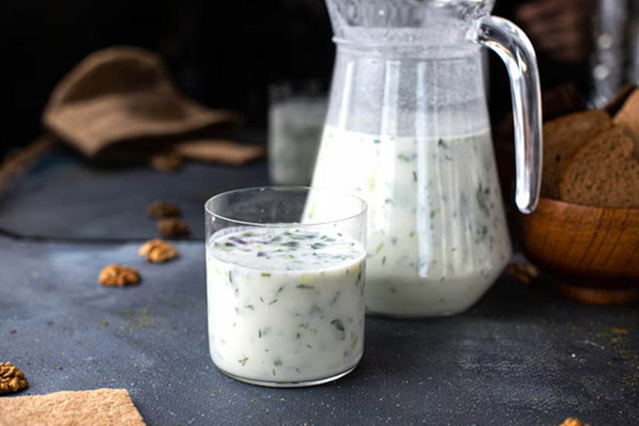 who should not drink buttrmilk