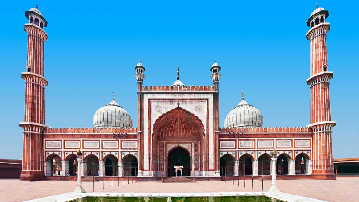 How much property does the Waqf Board have