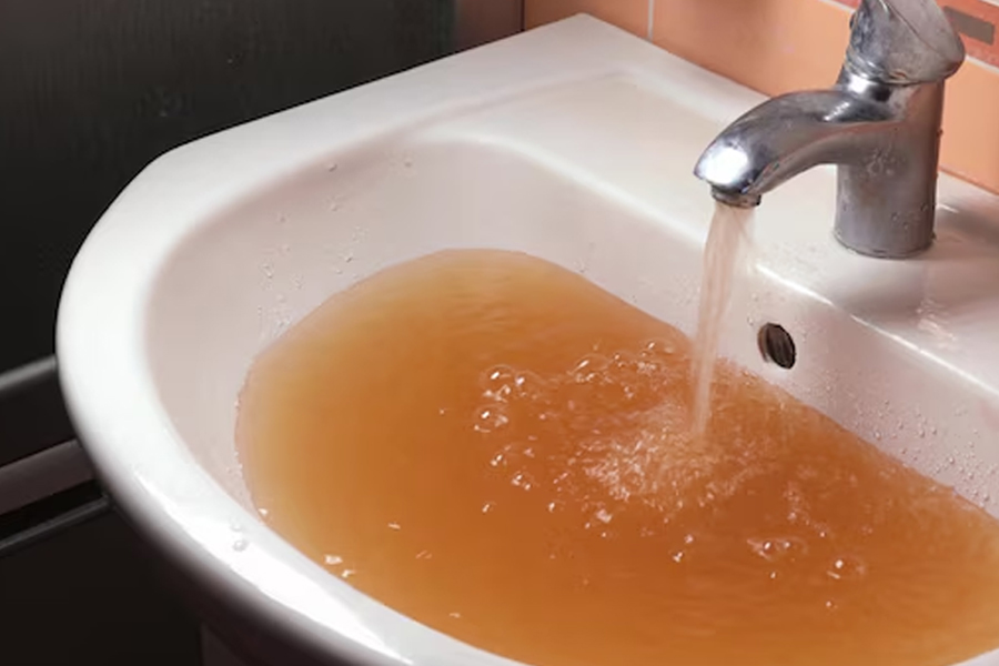 unclog wash basin pipe