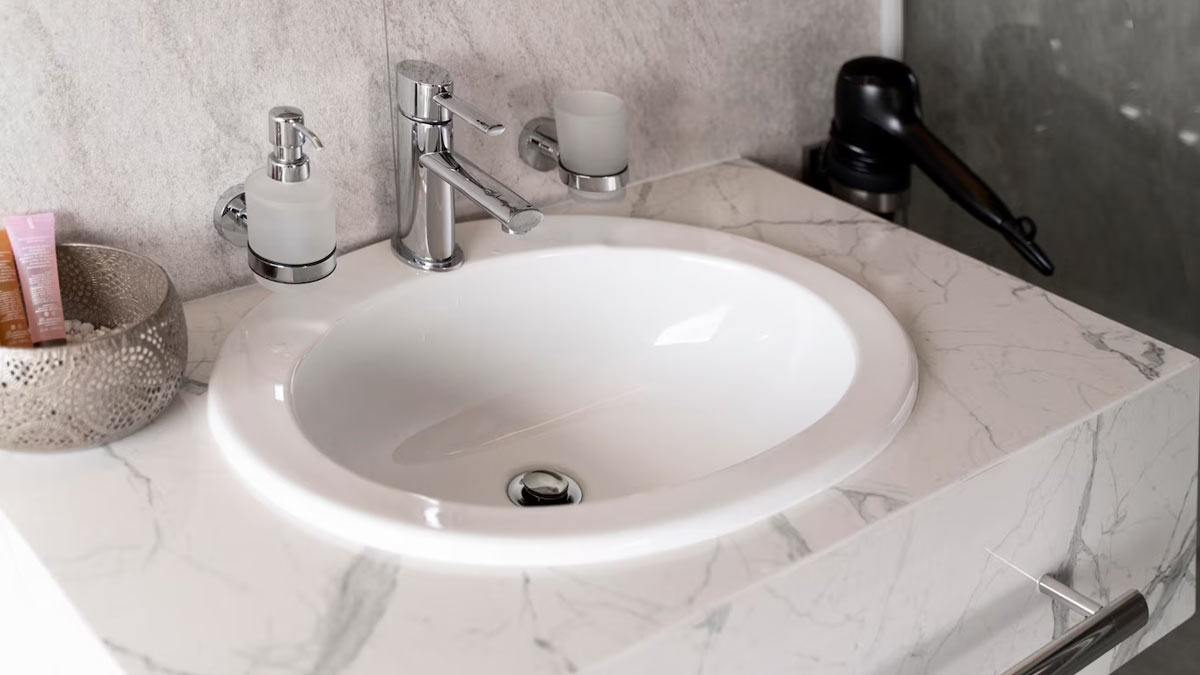 Besan for bathroom sink cleaning