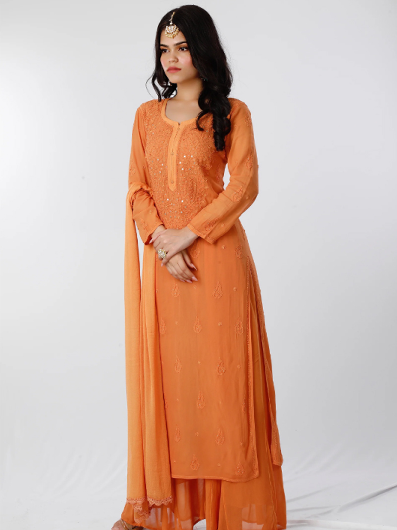 chikankari suit designs (3)