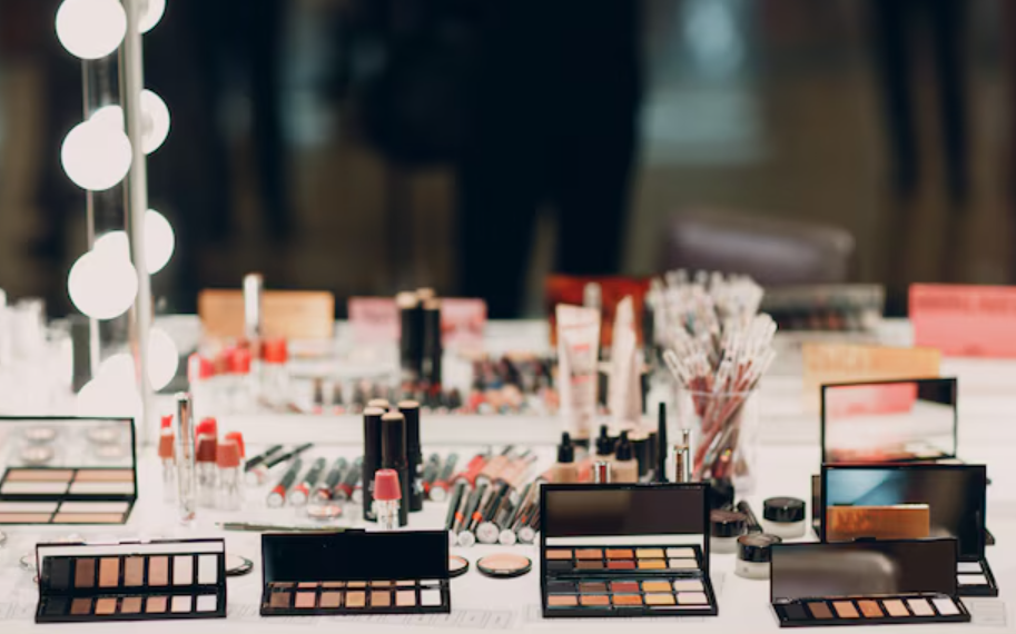 COSMETIC SHOP IN GAYA