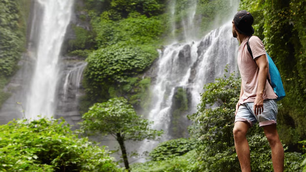 jhandi waterfall in dehradun