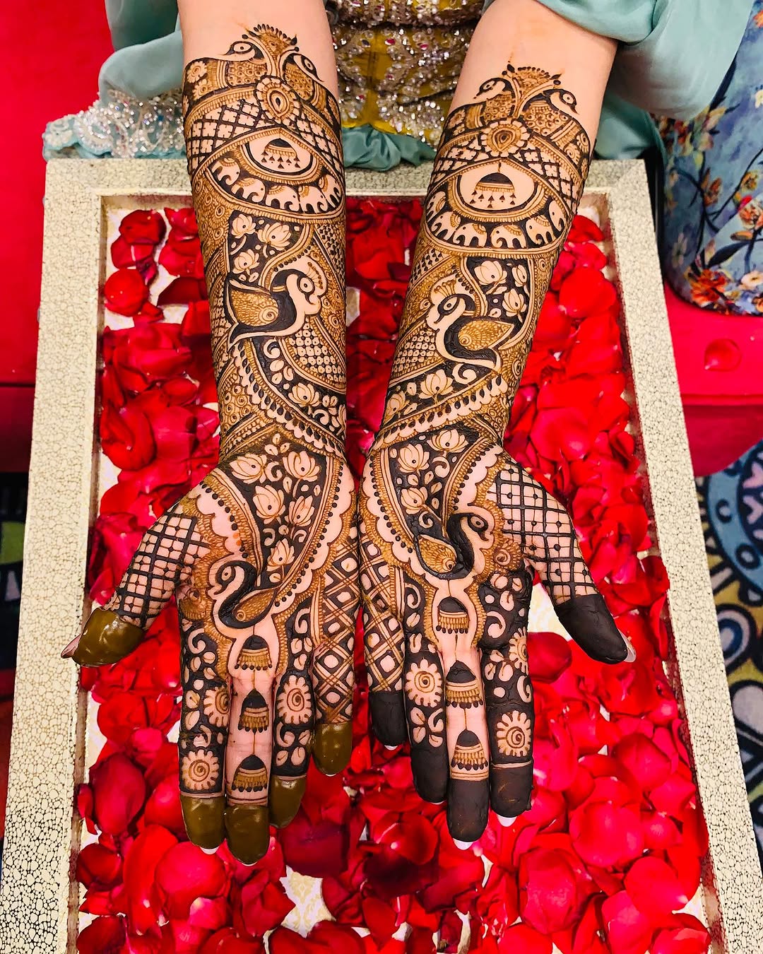 mehndi for hands
