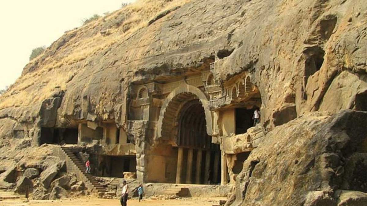 Bhimbetka caves