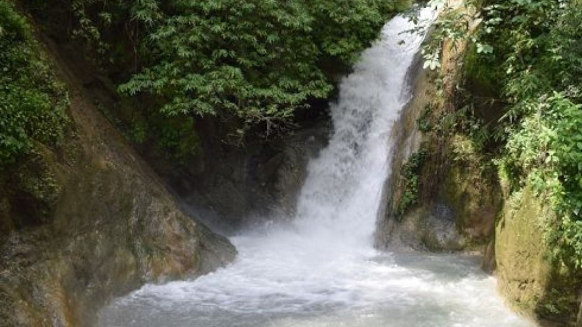 Shikhar Falls