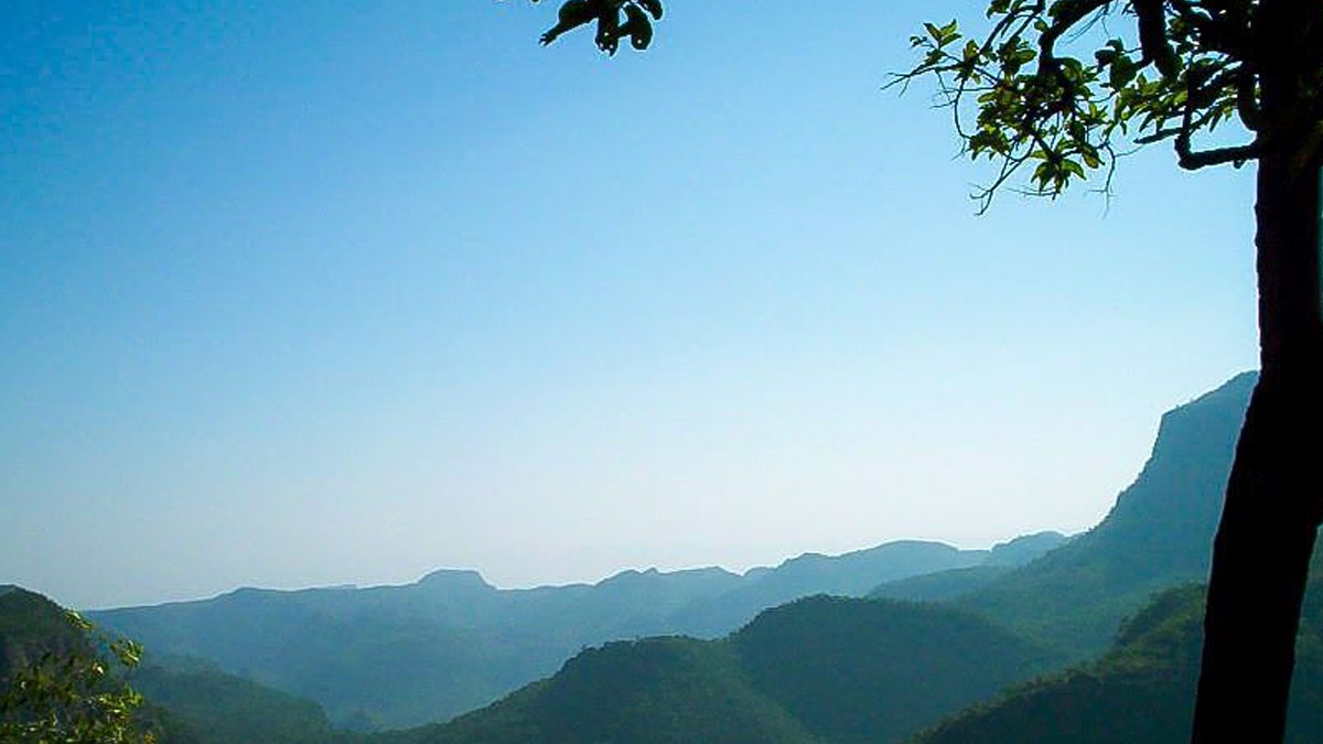 pachmarhi hill station