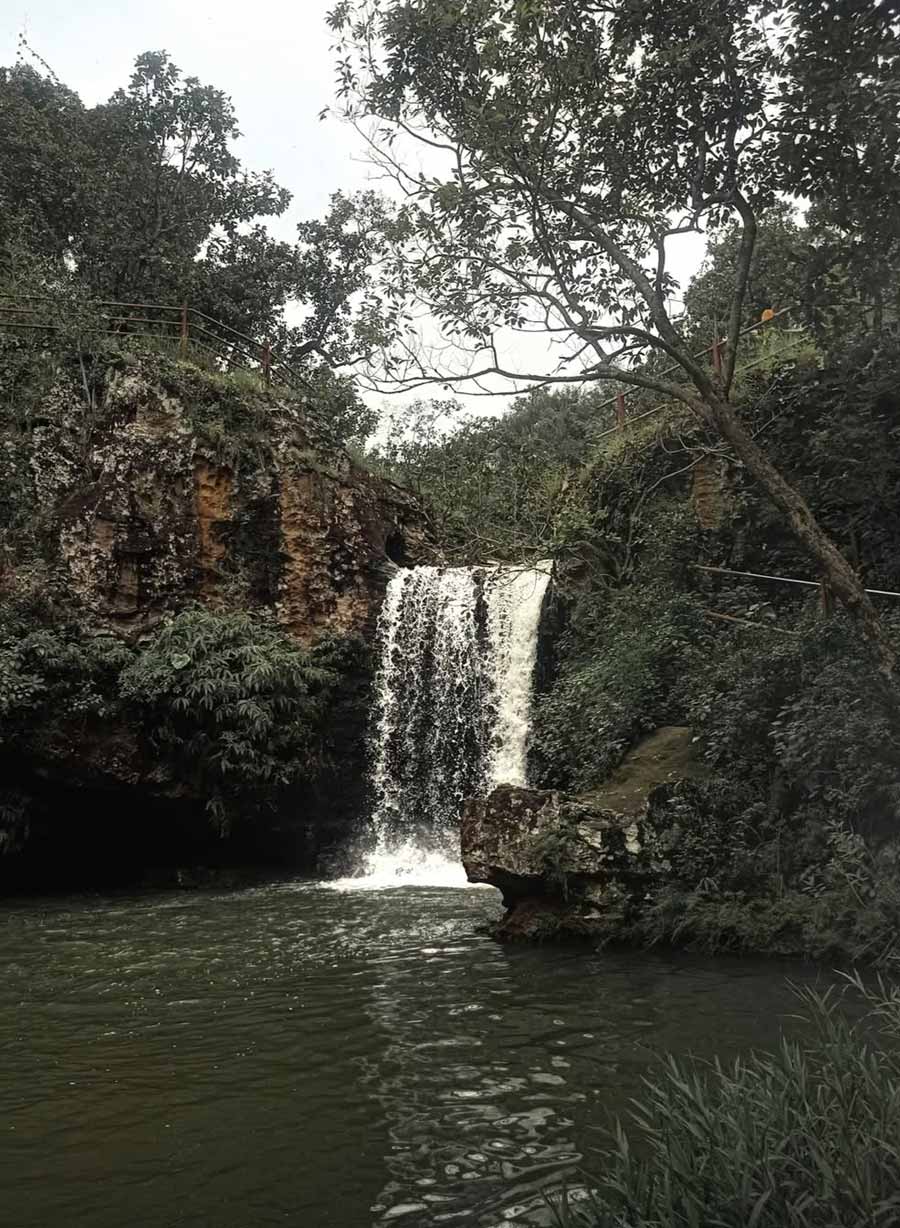 pachmarhi hill station best places