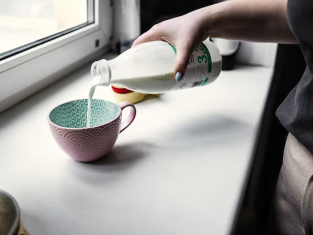 remove grease from tiles