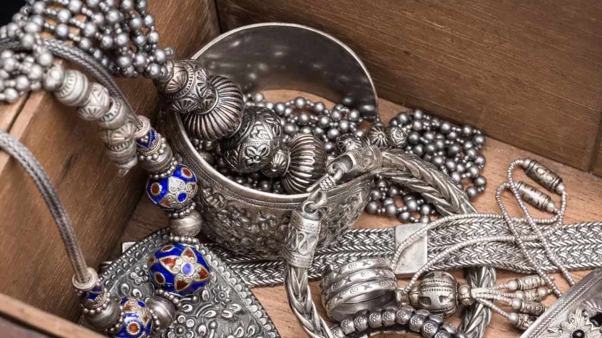 How to choose oxidized jewelry