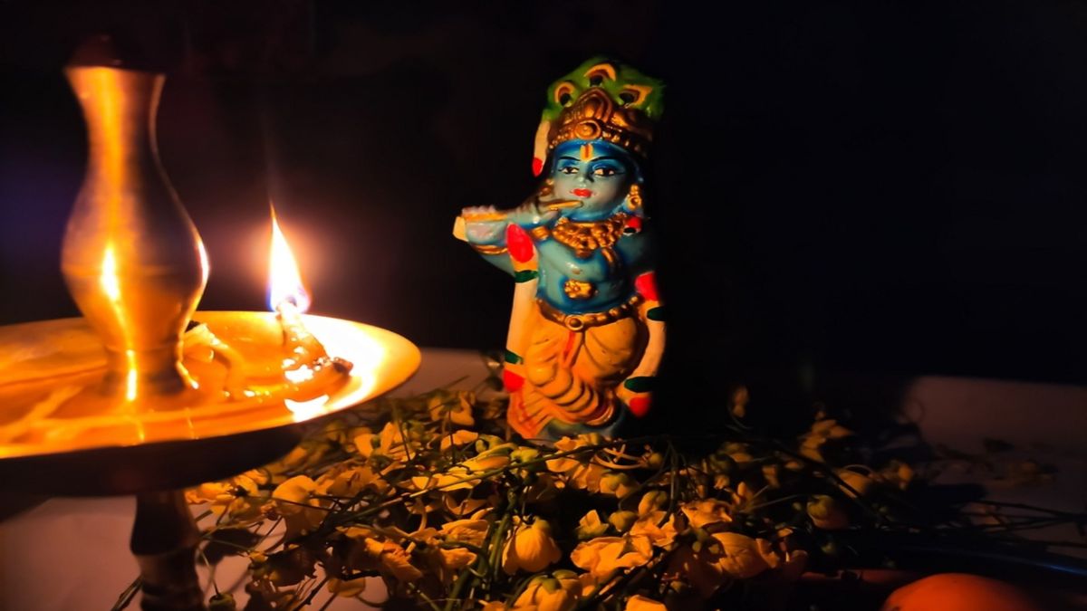 kaise kare krishna aarti