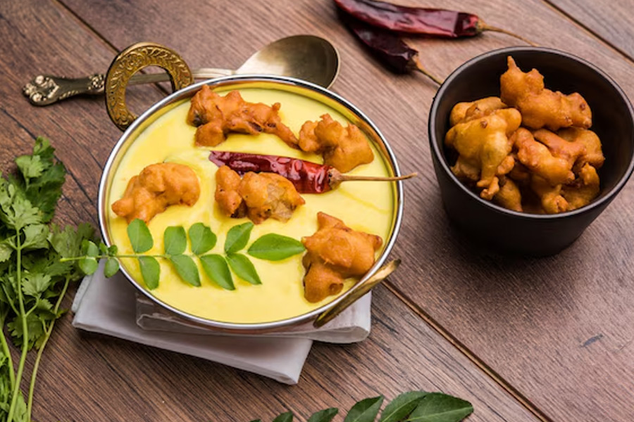 How do you make pakora less oily in hindi