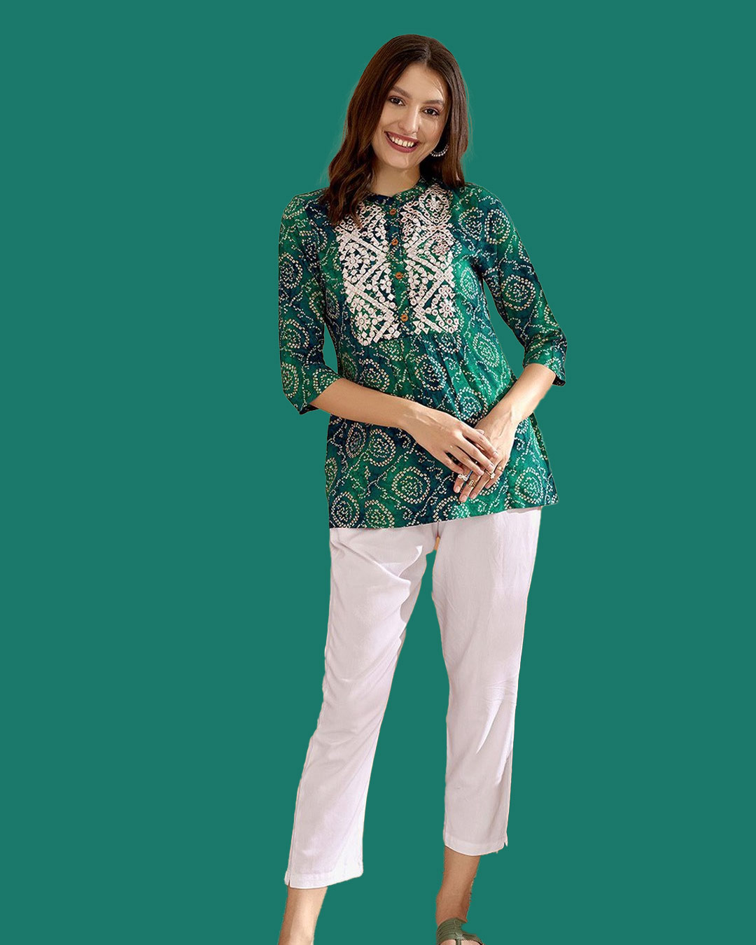 bandhani suit look