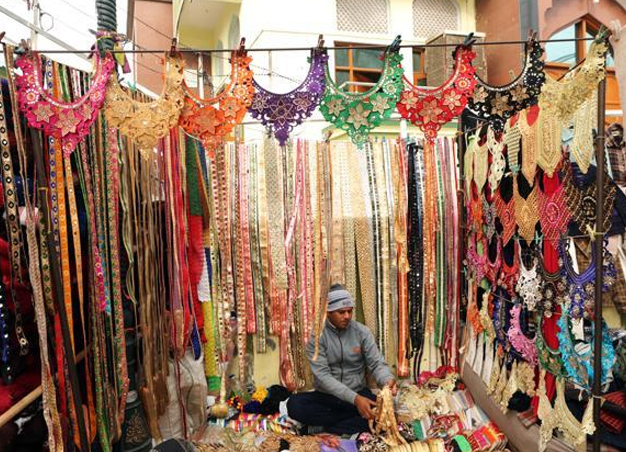 Jewellery shopping (4)