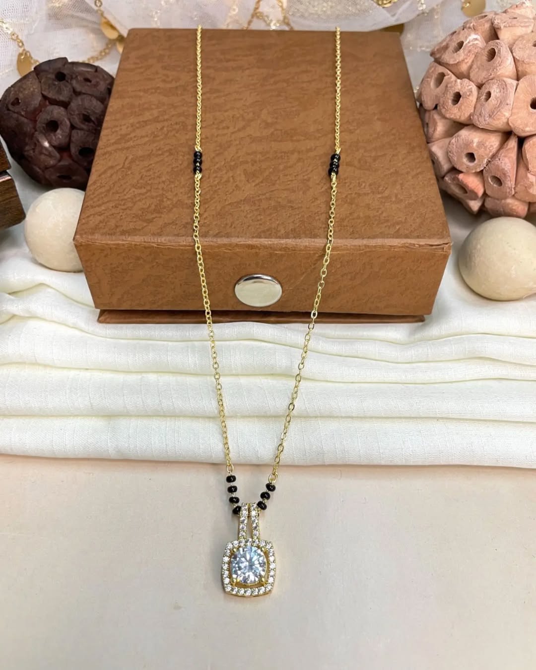 single daimond mangalsutra