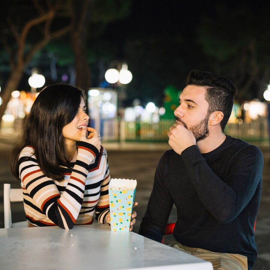 women notice which things on first date