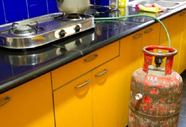 how to clean gas stove pipe