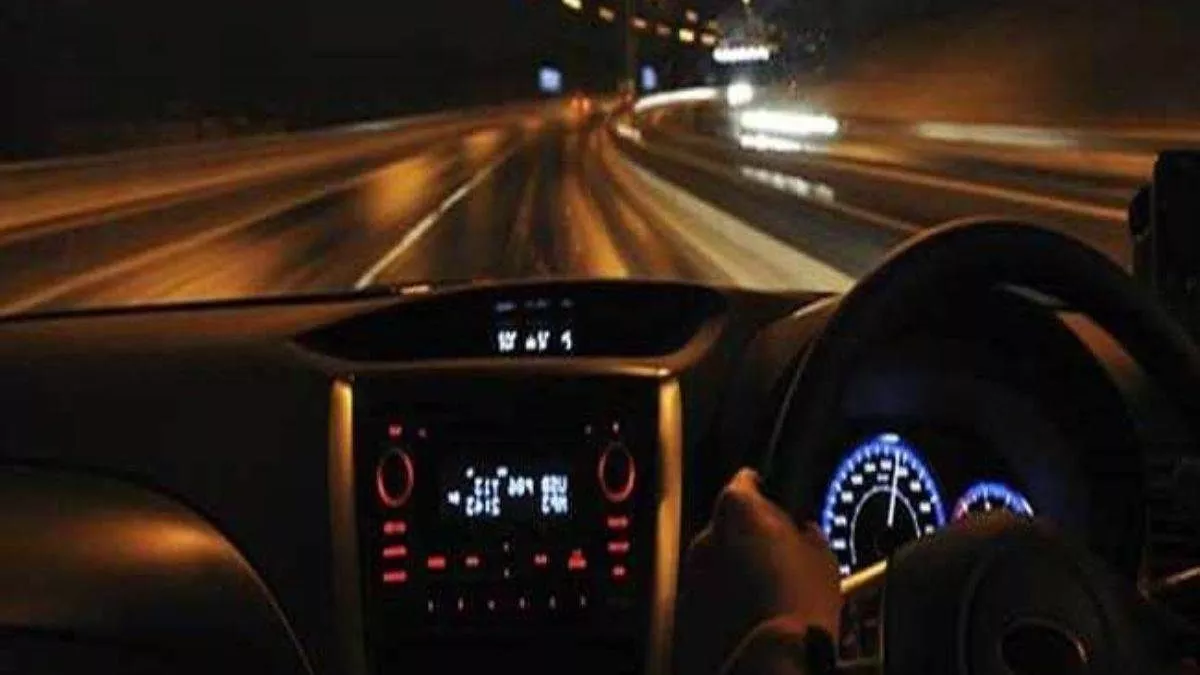 how to stay safe while traveling in india during black outsssss